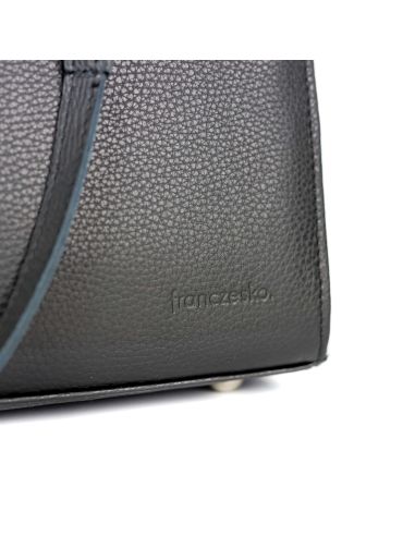 T-02-TOREBKA-Z-OCZKAMI-CZARNA