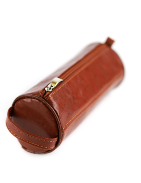 Piórnik okrągły na suwak - koniak