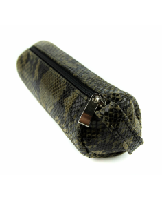 Piórnik okrągły na suwak - print wężowy zielony