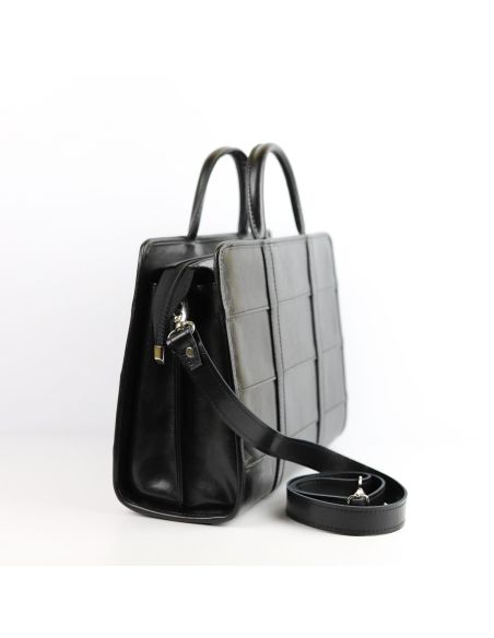 515 Damski kuferek duży pasy - czarny