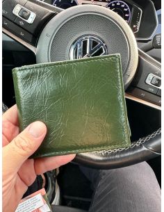 Elegancki, klasyczny, męski portfel,  z naturalnej skóry licowej.